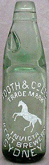TOOTH AND CO LTD KENT BREWERY EMBOSSED BEER BOTTLE