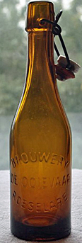 Brouwery De Ooievaar EMBOSSED BEER BOTTLE