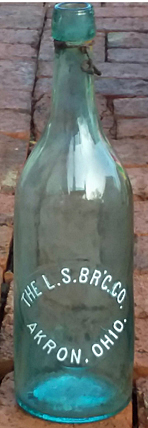 THE L. S. BREWING COMPANY EMBOSSED BEER BOTTLE