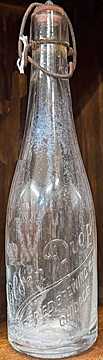 GOTTFRIED BREWING COMPANY EMBOSSED BEER BOTTLE
