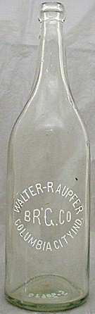 THE WALTER - RAUPFER BREWING COMPANY EMBOSSED BEER BOTTLE