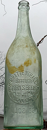 H. GRATTENTHALER BOTTLER ZORN'S BEER EMBOSSED BEER BOTTLE