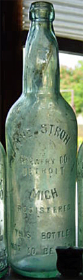 THE STROH BREWERY COMPANY EMBOSSED BEER BOTTLE