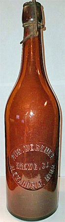 RUDOLPH WEGENER BREWING COMPANY EMBOSSED BEER BOTTLE