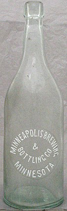 MINNEAPOLIS BREWING & BOTTLING COMPANY EMBOSSED BEER BOTTLE