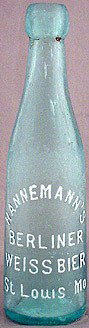 HANNEMANN'S BERLINER WEISS BIER EMBOSSED BEER BOTTLE