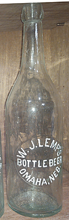 WILLIAM J. LEMPS BOTTLE BEER EMBOSSED BEER BOTTLE