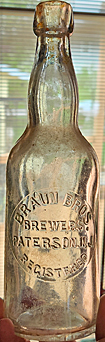 BRAUN BROTHERS BREWERS EMBOSSED BEER BOTTLE