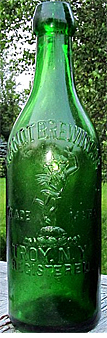 QUANDT BREWING COMPANY EMBOSSED BEER BOTTLE