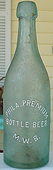 PHILADELPHIA PREMIUM BOTTLE BEER EMBOSSED BEER BOTTLE