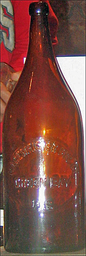 HAGEMEISTER BREWING COMPANY EMBOSSED BEER BOTTLE