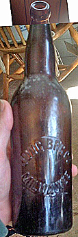 JUNG BREWING COMPANY EMBOSSED BEER BOTTLE