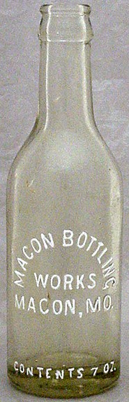 MACON BOTTLING WORKS MACON MISSOURI SODA BOTTLE