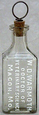W. D. WARMOTH DOCTOR OF VETERINARY SCIENCE MEDICINE BOTTLE